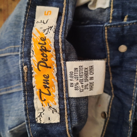 True people bedazzled mini skirt - Picture 3 of 3